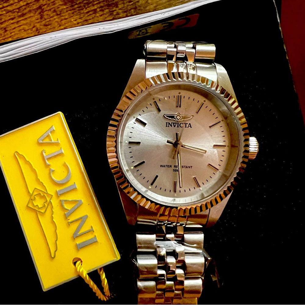 Ladies NWT Invicta Watch